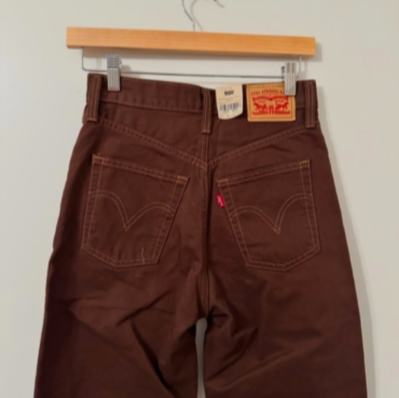 Levi's ribcage cropped chocolate pant NWT size 31 - Picture 2 of 4